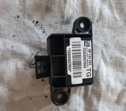 Opel Zafira A Airbag deployment crash/impact sensor 09133263 TQS0093765H TGS0093765H