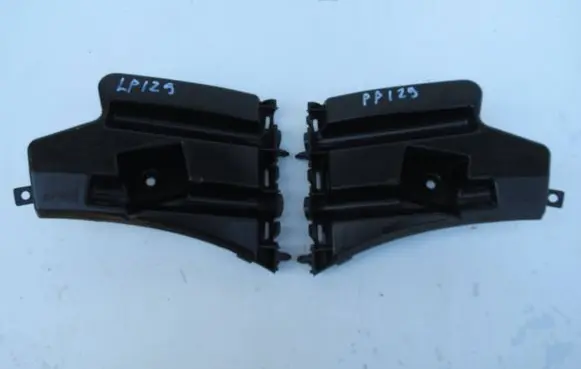 Volvo S60 Front bumper mounting bracket 30796625 30796626