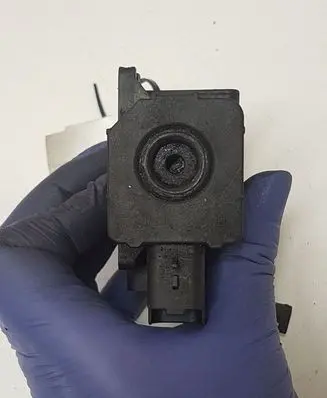 Citroen Jumpy Turbo solenoid valve 9660693180