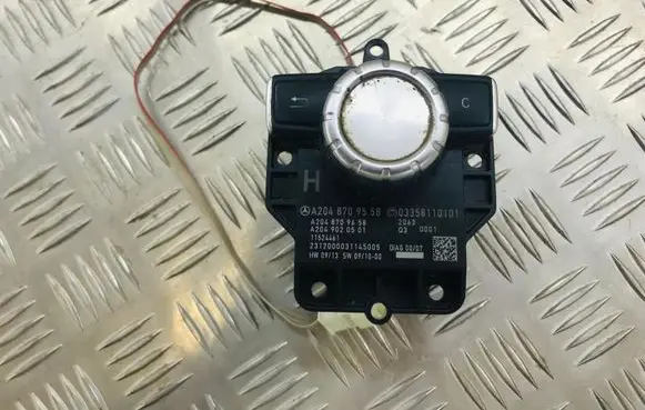 Mercedes-Benz C W204 Multifunctional control switch/knob A204879558
