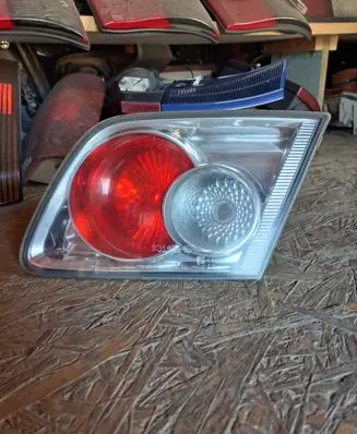 Mazda 6 Tailgate rear/tail lights 22661971 22661974