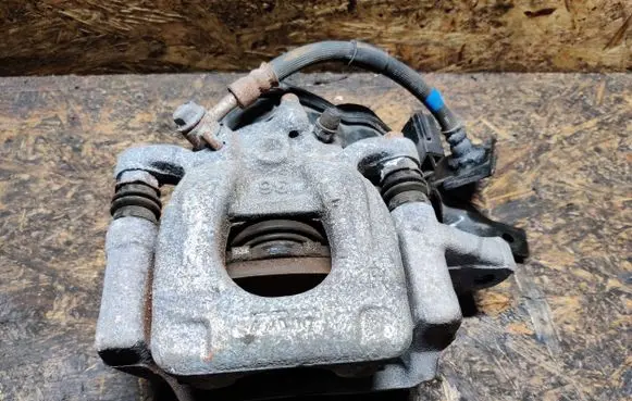 Renault Kadjar Rear brake caliper 32353310C