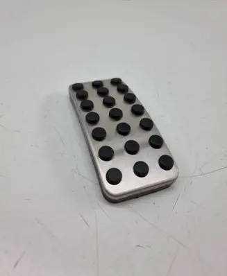 Accelerator throttle pedal