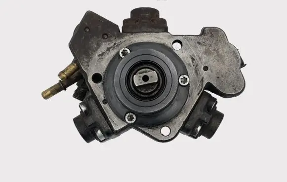 Alfa Romeo Mito Fuel injection high pressure pump 0445010204 55206489 55201803