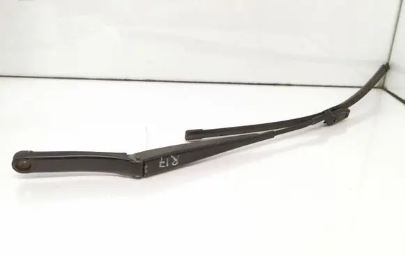 Volkswagen Golf V Windshield/front glass wiper blade 1Q1955409