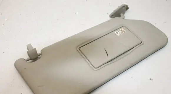Mitsubishi Outlander Sun visor 7620A892