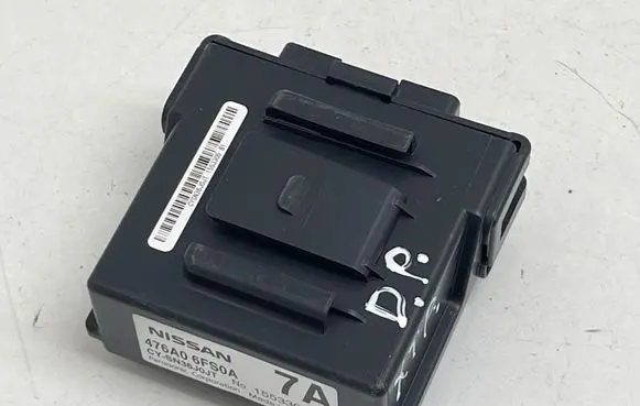 Nissan X-Trail T32 Antenna control unit 476A06FS04 1553305B1