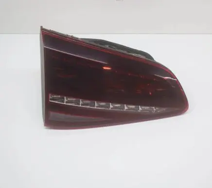 Volkswagen Golf VII Tailgate rear/tail lights 5G0945307E