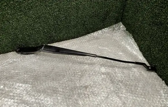 Volkswagen Crafter Front wiper blade arm 701955409A