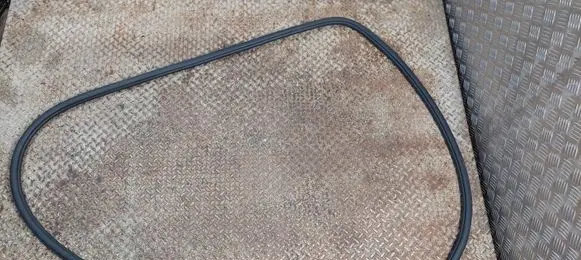 Volkswagen Tiguan Allspace Front door rubber seal 5NN867912