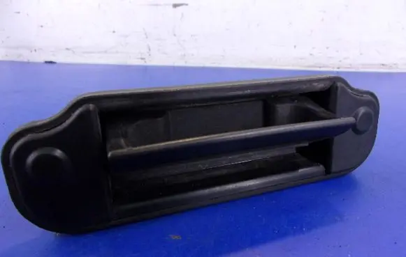 Mazda MPV II LW Tailgate/trunk/boot exterior handle