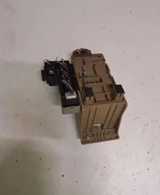 Subaru Outback Fuse box set 82201AG033 806296