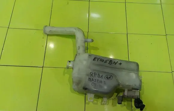 Mazda 2 Windshield washer fluid reservoir/tank RP91