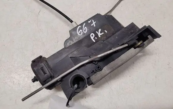 Mercedes-Benz A W168 Front door lock