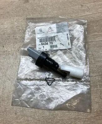 Sensor