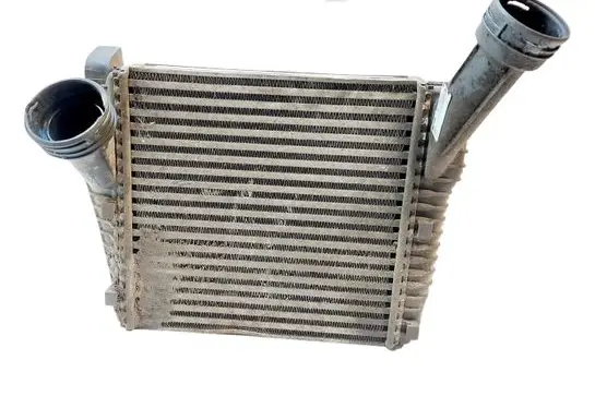 Audi Q7 4L Intercooler radiator 7L6145804