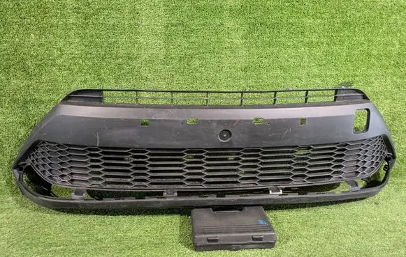 Toyota C-HR I Front bumper lower grill 52129F4110
