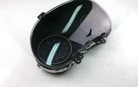 Speedometer (instrument cluster)
