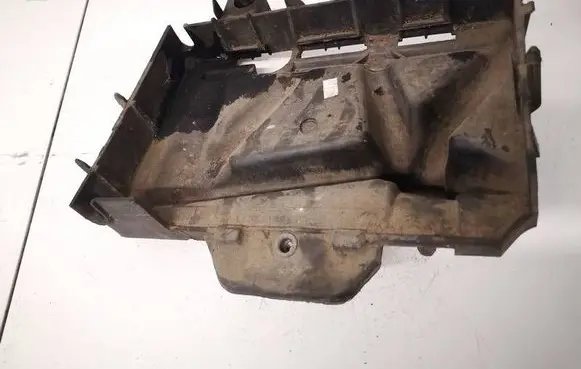 Skoda Roomster (5J) Battery box tray 6R0915331