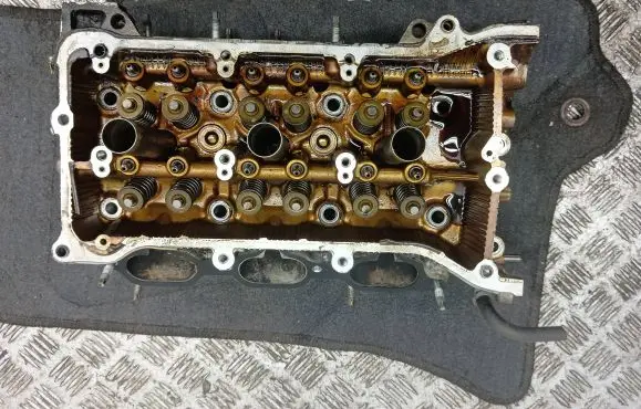 Lexus GS 300 350 430 450H Engine head 318046