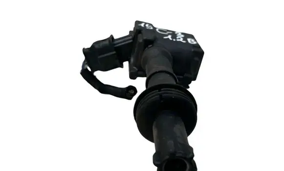 Citroen C3 Aircross High voltage ignition coil 9808653680 28457918