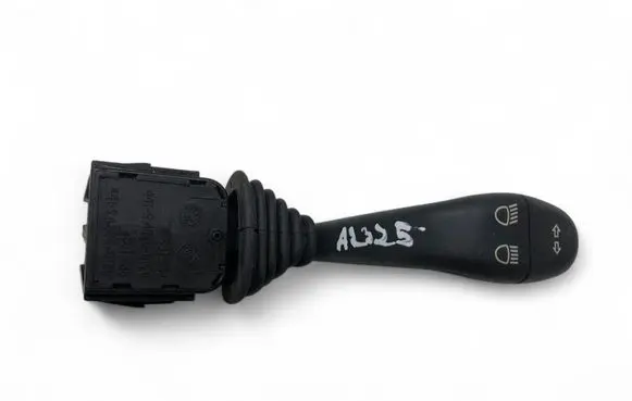 Skoda Felicia I Indicator stalk 501597