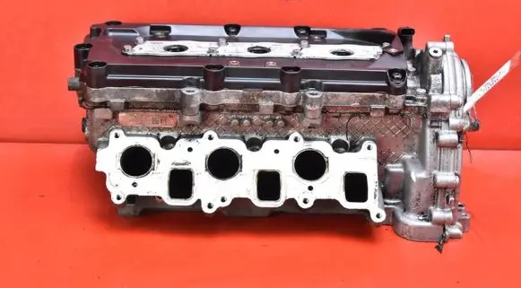 Volkswagen Touareg I Engine head 1059354DK