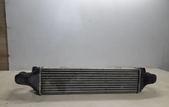 Mercedes-Benz C W204 Intercooler radiator A2045000200 6770176