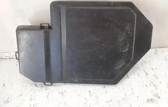 Audi A6 S6 C6 4F Fuse box cover 4F0035613