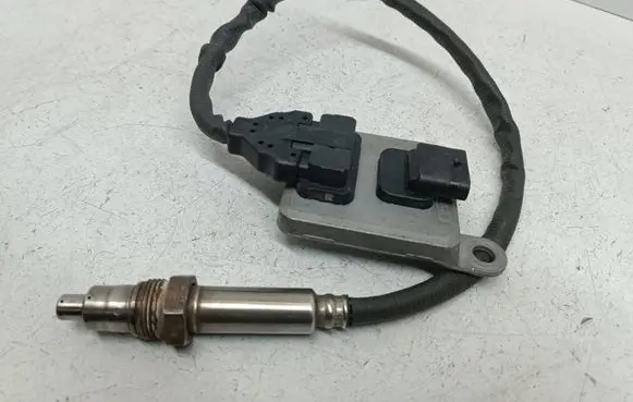 Mercedes-Benz GLC X253 C253 Lambda probe sensor A0009058411 0009058411 A3C01067400608