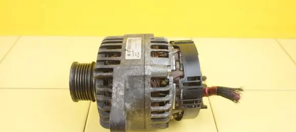 Alfa Romeo Giulietta Generator/alternator 51854898 23SP12