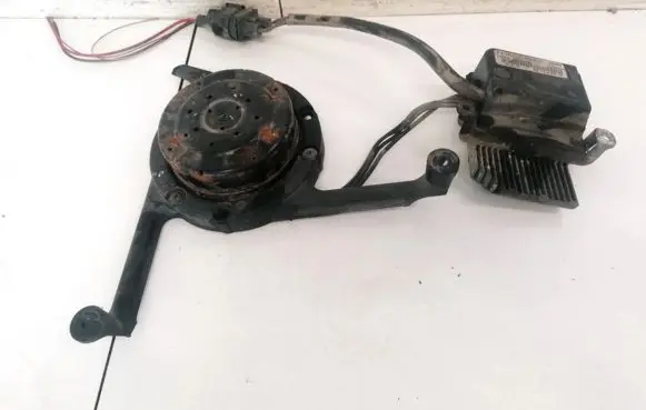 Volkswagen Phaeton Coolant fan relay 885003963 885.003.963