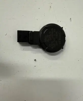 Chrysler Pacifica Rain sensor 68194700AB 307797 10710472