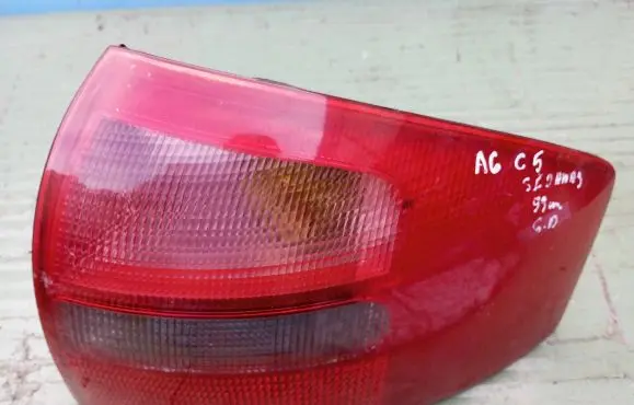 Audi A6 S6 C5 4B Rear/tail lights 4B5945096