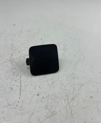 KIA Sorento Rear bumper row hook cap/cover 86667C5000