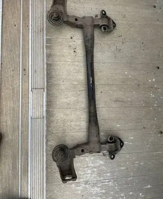 Rear axle beam