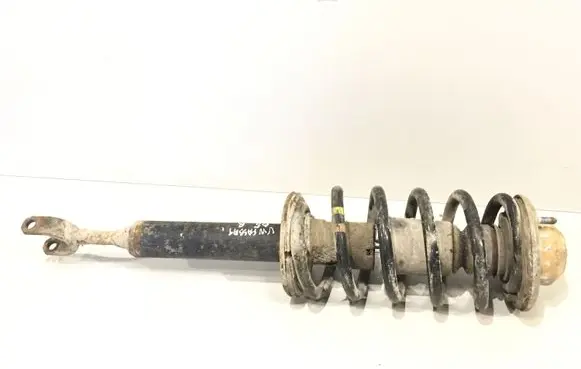 Volkswagen PASSAT B5 Front shock absorber/damper 3B0413031