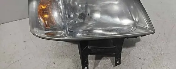 Volkswagen Transporter - Caravelle T5 Headlight/headlamp 7H1941016S 13661367 0301191302