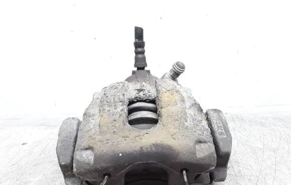 Volvo XC70 Rear brake caliper