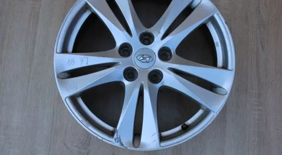 R18 alloy rim
