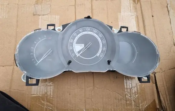 Citroen C3 Aircross Speedometer (instrument cluster) 98041179XT A2C83012700