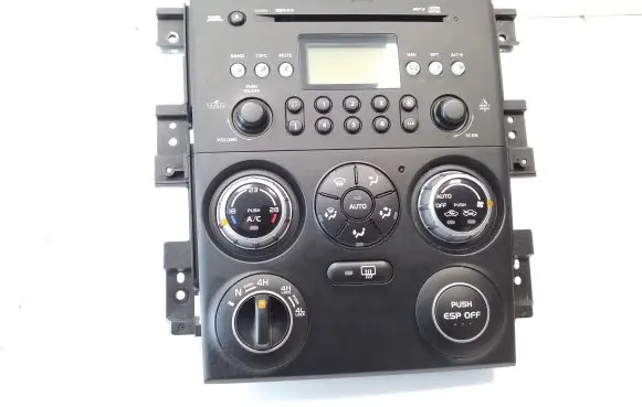 Suzuki Swift II Radio/CD/DVD/GPS head unit 3951065JH3