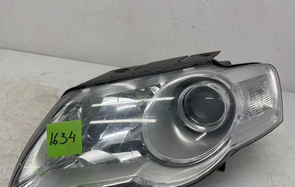 Volkswagen PASSAT B6 Headlight/headlamp 20A734B 2017208
