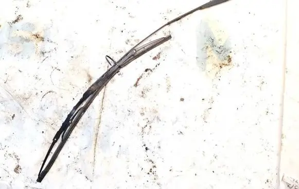 Peugeot Boxer Front wiper blade arm