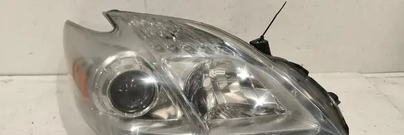 Toyota Prius+ (ZVW40) Headlight/headlamp