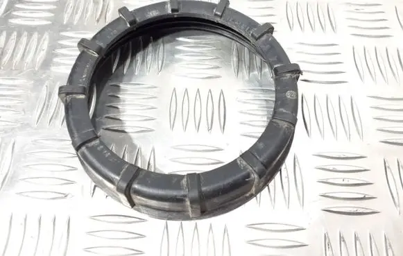 Audi A4 S4 B5 8D In tank fuel pump screw locking ring/nut 321201375A