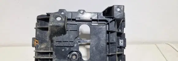 Opel Meriva B Battery tray 13312806
