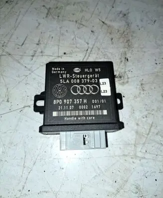 Audi Q7 4L Light module LCM 8P0907357H