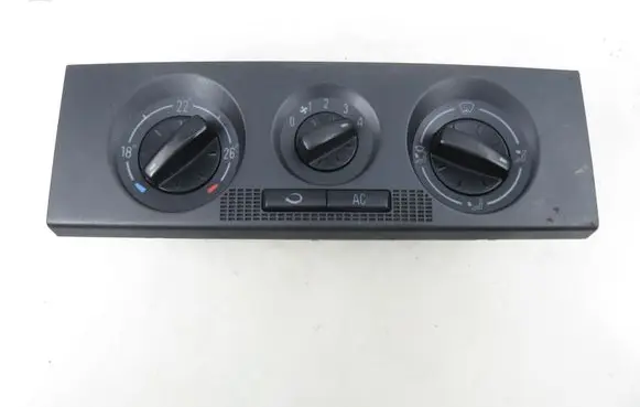 Skoda Fabia Mk1 (6Y) Interior fan control switch 6Y0820045C