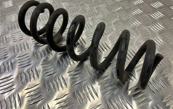 BMW 2 G42 Rear coil spring